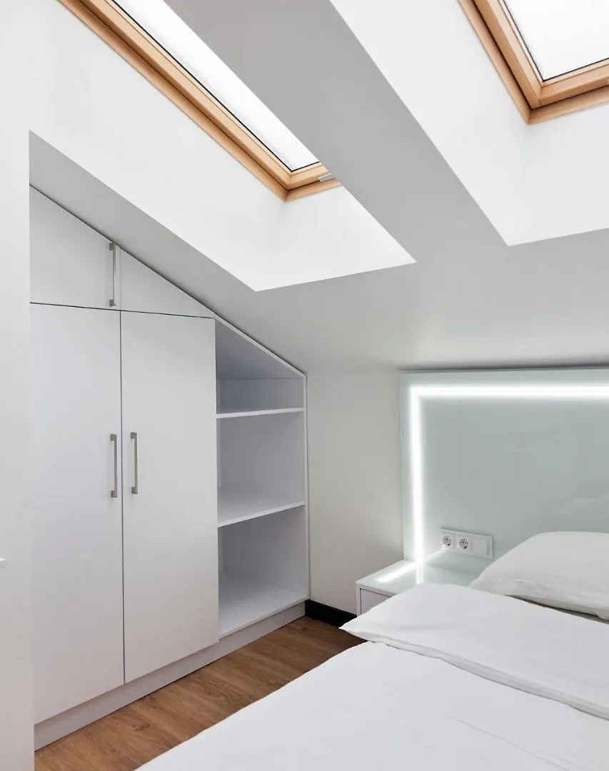 Leogrand Apartment On Doroshenka 38 Lviv